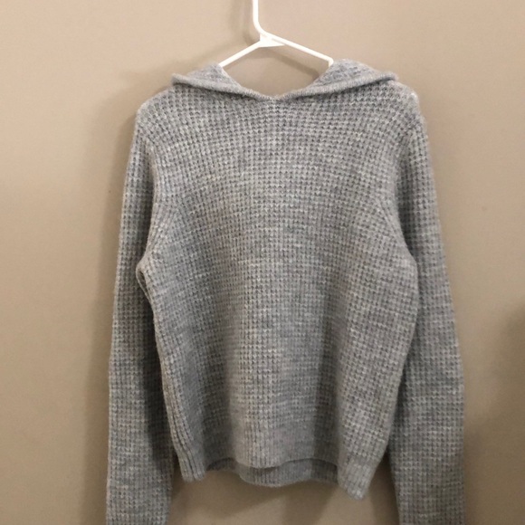 Forever 21 Tops - Forever 21 hoodie